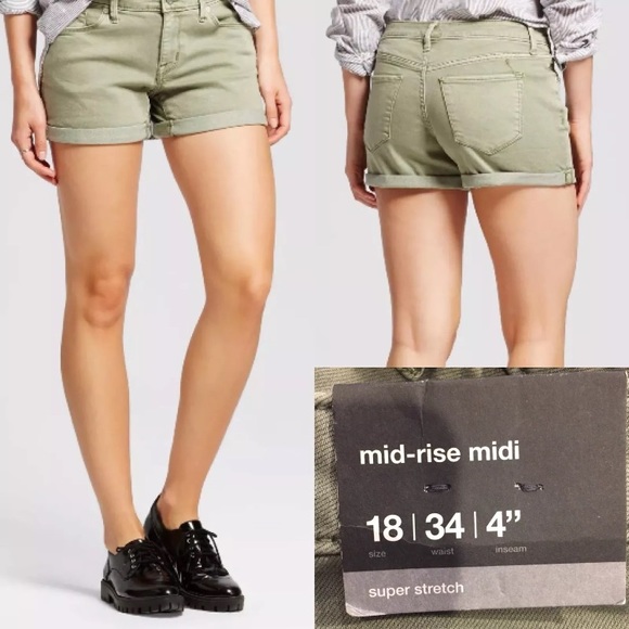 mossimo mid rise shorts